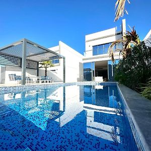 Breathtaking & Stunning Villa Fujaira Exterior photo