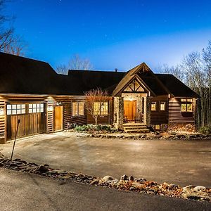 Luxurious Chalet! Hot-Tub, Bonfire & Ideal Location For Skiing & Town Villa Ellicottville Exterior photo