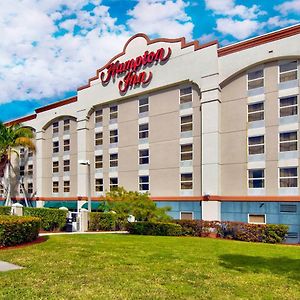 Hampton Inn Ft Lauderdale Airport North Cruise Port Fort Lauderdale Exterior photo