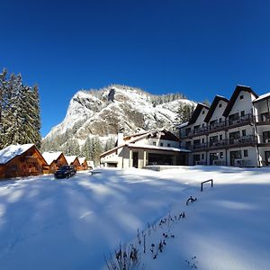 Hotel Pensiunea Stefania Lacu Rosu Exterior photo