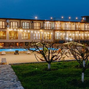 Hotel&Wine Cellar ARGE Telavi Exterior photo