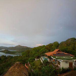 Hotel Ciel Y Miel Colon Exterior photo