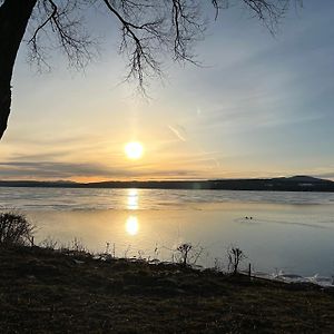 Appartamento Au P'Tit Cocon Sur Le Lac Magog Exterior photo