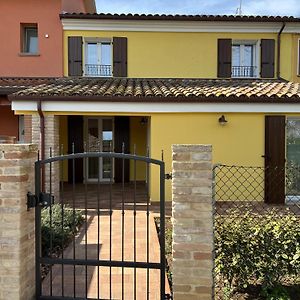 Hotel Casa Sul Conca San Giovanni In Marignano Exterior photo