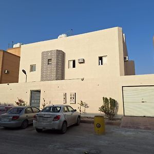 Appartamento Shkk Alrahh Al Muzahimiyah Exterior photo
