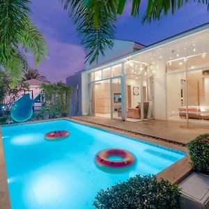 Near Beach One Pool Villa 1 Petchaburi Exterior photo