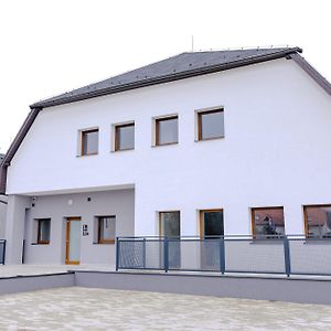 Appartamento Rezidence Petra Voka Třeboň Exterior photo