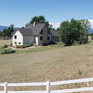 Chatfield Country Charm Villa Littleton Exterior photo