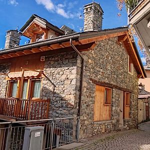 La Casa Nel Borgo - Saint Christophe - Cir 38 - Aosta Exterior photo