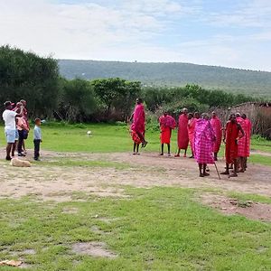 Appartamento Orkaria Safari Mara Camp Sekenani Exterior photo