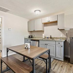 Appartamento Chic 1Br W/Backyard Near Bishop Arts & Dallas Zoo Exterior photo