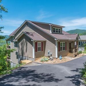 Almost Bearadise Brand New 5 Bedroom Home With Views Black Mountain Exterior photo