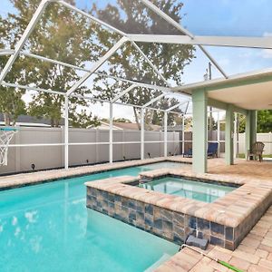 Saltylux16 Heated Saltwater Pool, Near Beach, Honeymoon Island, Farmer Market Villa Clearwater Exterior photo