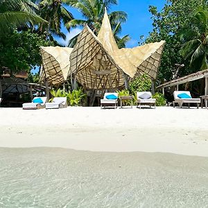 Hotel Thari Fushi Luxury Maldivian Experience Thinadhoo  Exterior photo