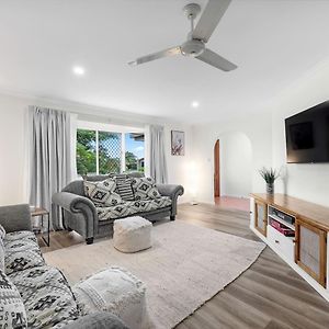 'Hygge' Family-Friendly Comfort In Hervey Bay Exterior photo