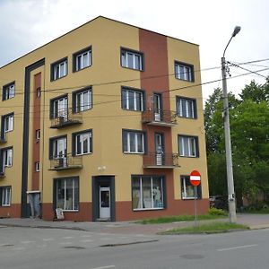 Appartamento Apartament Skarżysko-Kamienna Exterior photo