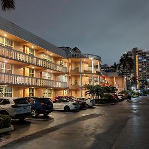 Playablanco Suites Fort Lauderdale Exterior photo