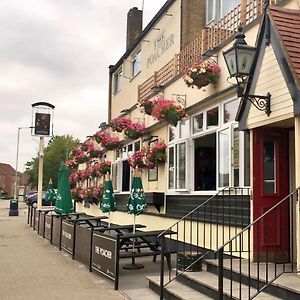 Hotel The Poacher Stevenage Exterior photo