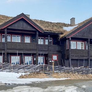 Stunning Apartment In Beitostolen With Kitchen Exterior photo