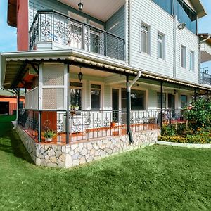 House With Garden And Balcony In Kartepe Villa İzmit Exterior photo