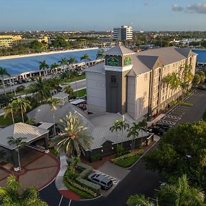 Hotel La Quinta By Wyndham Miami Airport West Exterior photo