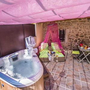 Appartamento Gite Avec Jacuzzi Privatif Dans Un Mas Provencal Les Fumades-Les Bains Exterior photo