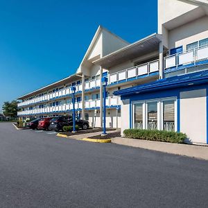 Rodeway Inn Brooklawn Exterior photo