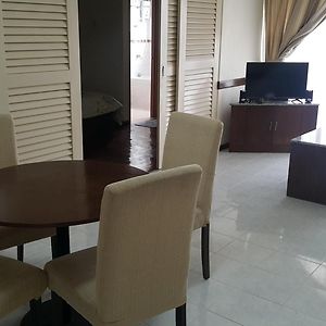 Villa D Savoy Suite Apartment Kampong Pulau Sebang Exterior photo