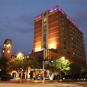 Grand Victoria Hotel Taipei Exterior photo