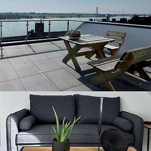 Panorama - Exklusives Apartment An Der Promenade Mit Dachterrasse & Rheinblick Emmerich am Rhein Exterior photo