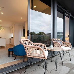 Appartamento Bayside Living At The Hampton Melbourne Exterior photo