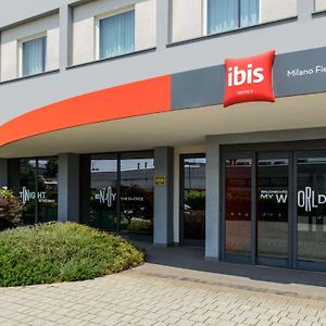 Hotel Ibis Milano Fiera Lainate Exterior photo