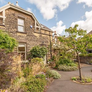 Pass The Keys Breathtaking View Family Home Leeds Leeds  Exterior photo