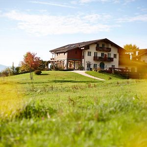 Hotel Aschbacher Hof Feldkirchen-Westerham Exterior photo