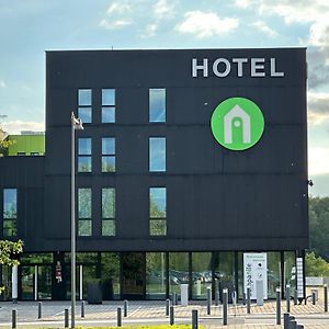 Hotel Campanile Belfort Montbéliard - Gare La Jonxion. Meroux Exterior photo