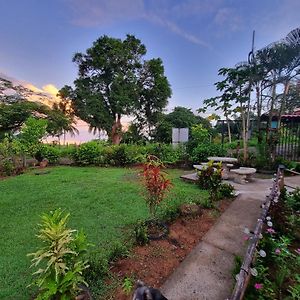 Cabina Aventuras Corcovado Gittana Tours Bed and Breakfast Drakes Bay Exterior photo