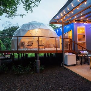 Appartamento Bitzu Dome-Bijagua Riverside Glamping Exterior photo