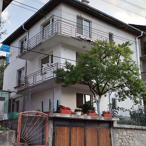 Appartamento Kesta Za Gosti - Sofi, Gr. Devin Exterior photo