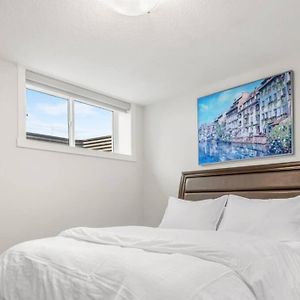 Appartamento Rockland Oasis: 1Br + Parking YYC Exterior photo