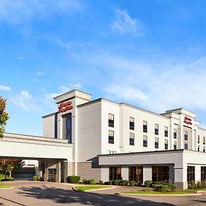 Hampton Inn & Suites West Haven Exterior photo