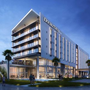 Hotel Doubletree By Hilton Miami Doral Exterior photo