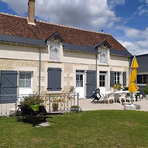 Hotel Les Ormeaux Oisly Exterior photo