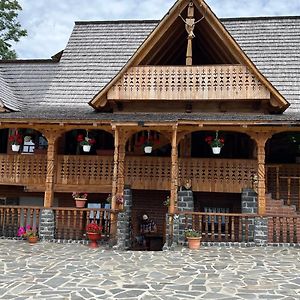 Hotel Hanu Lu' Vasile Breb Exterior photo