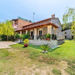 Appartamento Giourgas House Chlomatianá Exterior photo