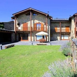 Casa De Piedra Y Madera Vistas A Montanas Y Prado Affittacamere Bellver De Cerdanya Exterior photo