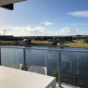 Hotel North Shore Oceanside Kawana Kawana Waters Exterior photo