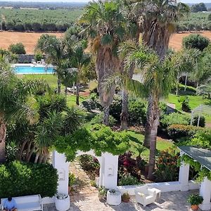 Masseria Boezio Ostuni Bed and Breakfast Torre Santa Sabina Exterior photo