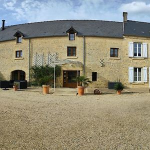 La Ferme Aux Chats Bed and Breakfast Formigny Exterior photo