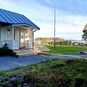 Stuga Med Havsutsikt Villa Robertsfors Exterior photo