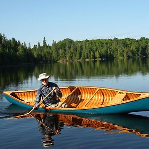 Riverfront Cottage Canoe Included & Playroom Fun Wasaga Beach Exterior photo